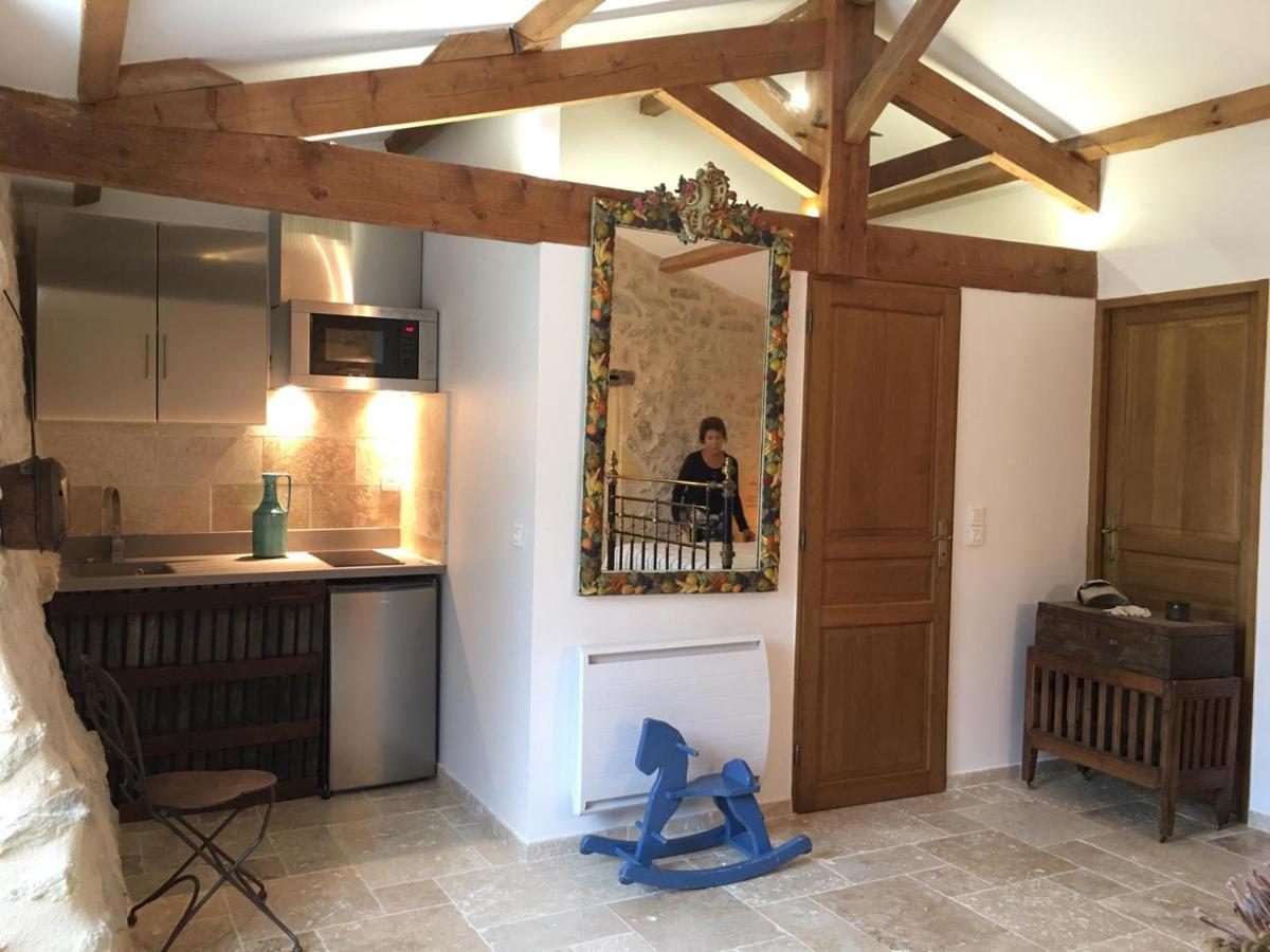 Chateau Le Truch Montussan Esterno foto
