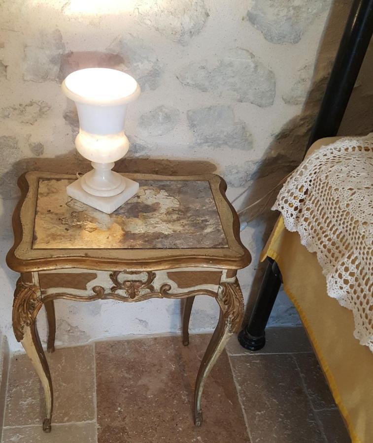 Chateau Le Truch Montussan Esterno foto